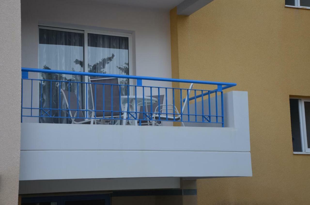 Iris Village Apartament